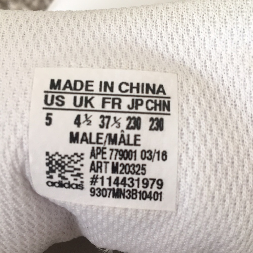 Adidas Sam Smith sneakers, women’s size US 5